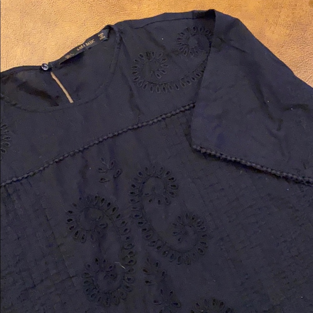 Zara Basic Embroidery Pleated Crop Top Size Small